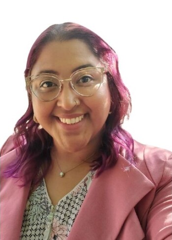 Headshot of Adrianna Linares, Licensed Clinical Social Worker at Grief Recovery Center.