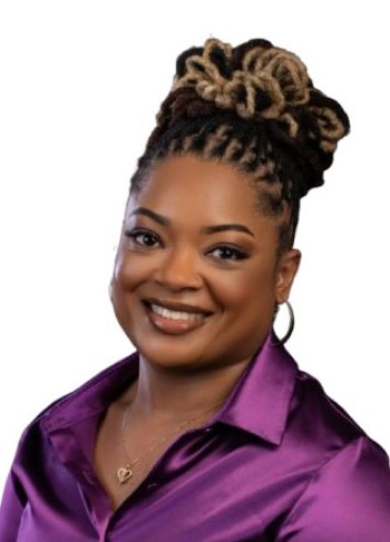 Black Therapist Houston 7 Headshot of Le'Aja William, Licensed Marriage & Family Therapist at Grief Recovery Center.